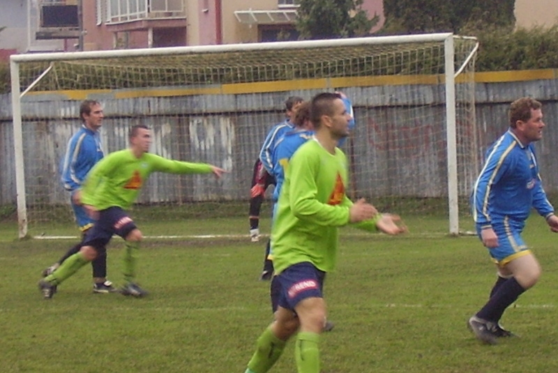 Sezóna 2009/2010 / 16. zápas FK LIPOVNÍK - HONCE 3:0
